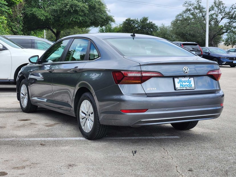 2019 Volkswagen Jetta - Image 5