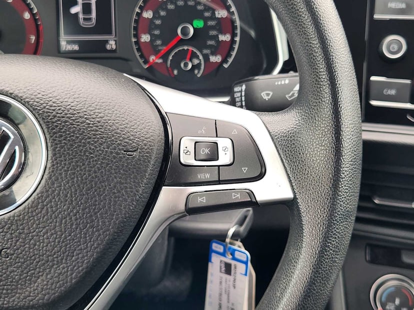 2019 Volkswagen Jetta - Image 28