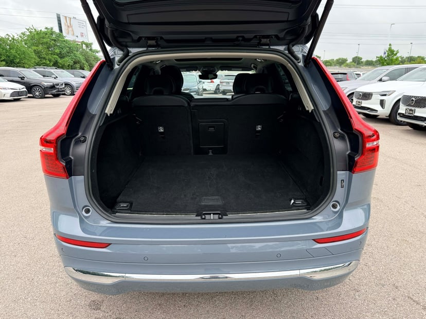 2023 Volvo XC60 - Image 24