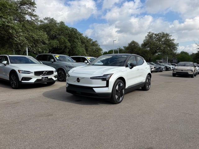 2026 Volvo EX30