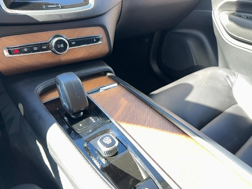 2025 Volvo XC90 - Image 20