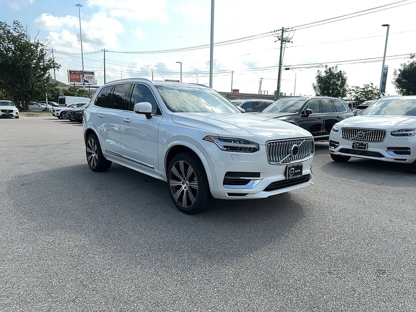 2025 Volvo XC90 plug-in hybrid
