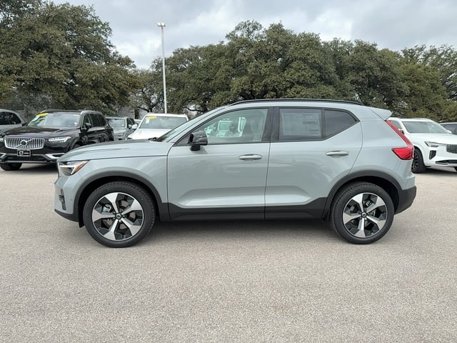 2026 Volvo XC40