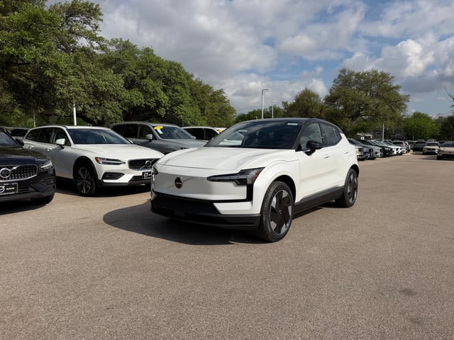 2026 Volvo EX30