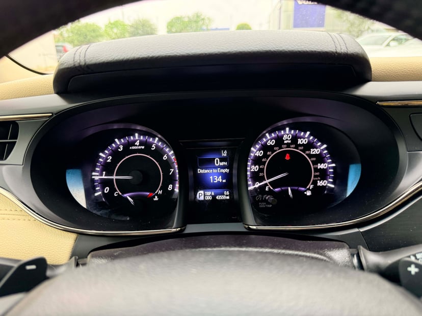 2018 Toyota Avalon - Image 18