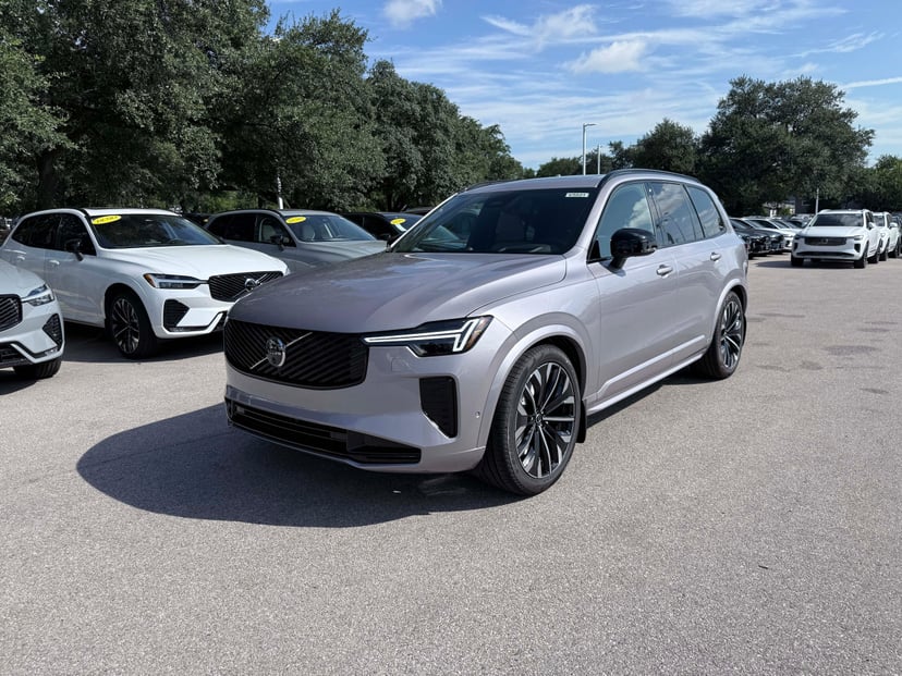 2026 Volvo XC90 - Image 1