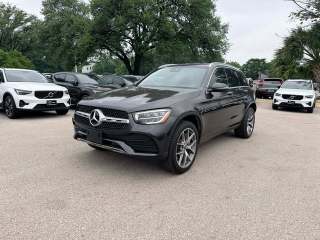 2022 Mercedes-Benz GLC 300