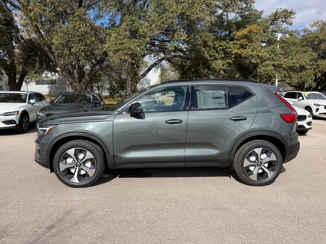 2026 Volvo XC40