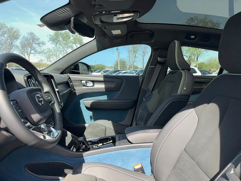 2023 Volvo C40 Recharge Pure Electric - Image 10