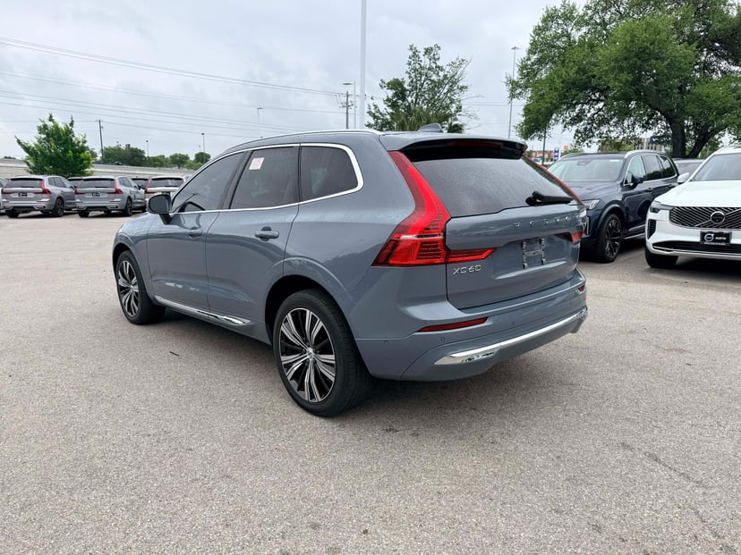 2023 Volvo XC60 - Image 4