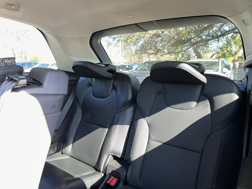 2025 Volvo XC90 - Image 12