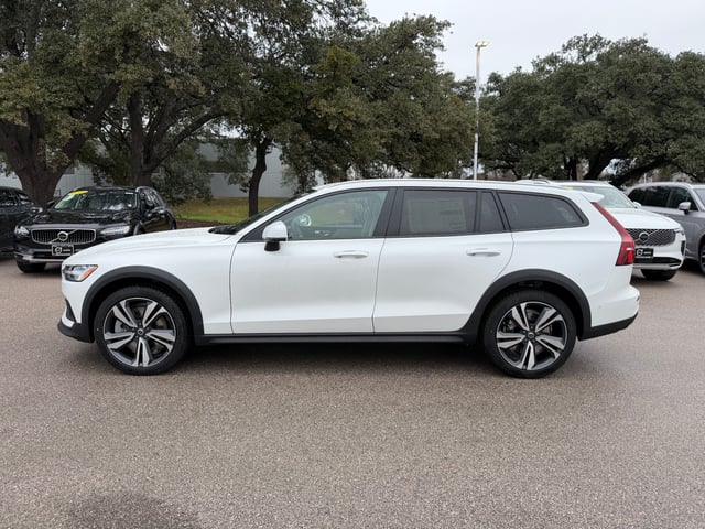 2026 Volvo V60 Cross Country
