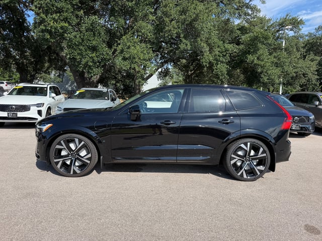2026 Volvo XC60 plug-in hybrid