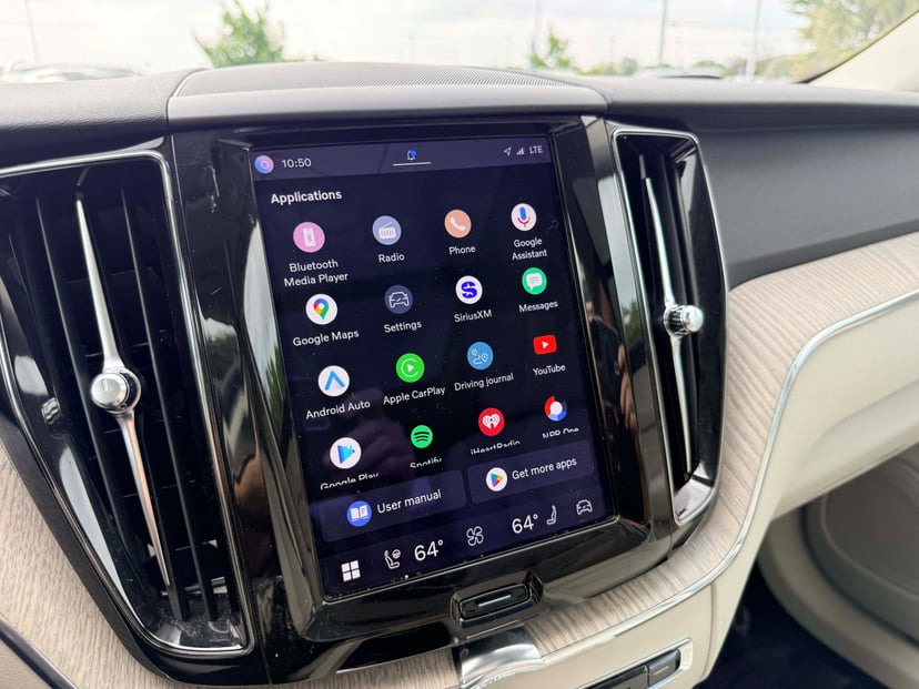 2023 Volvo XC60 - Image 21