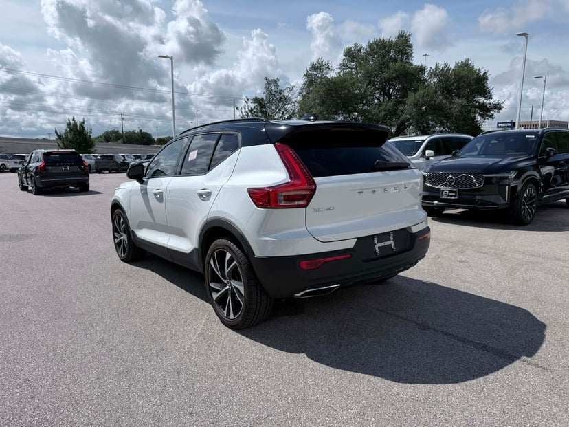 2019 Volvo XC40 - Image 3