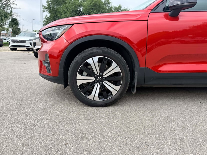 2023 Volvo C40 Recharge Pure Electric - Image 8
