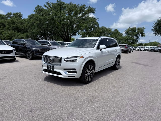 2024 Volvo XC90 plug-in hybrid