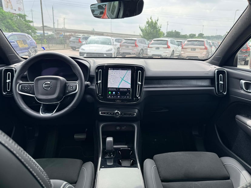 2023 Volvo C40 Recharge Pure Electric - Image 14