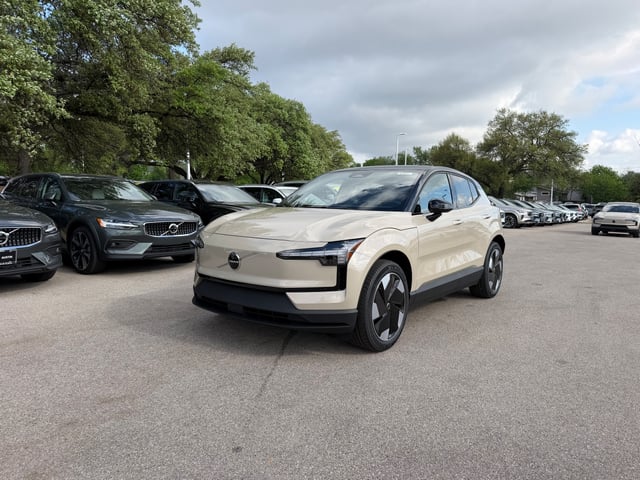 2026 Volvo EX30