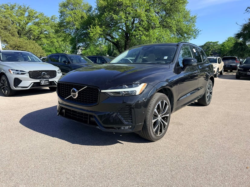 2023 Volvo XC60 - Image 1