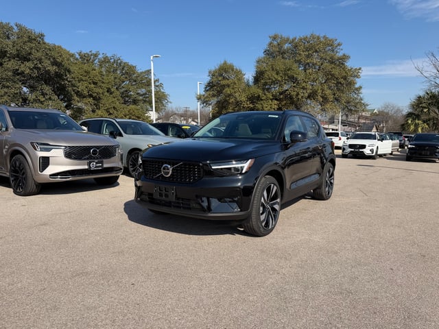2026 Volvo XC40