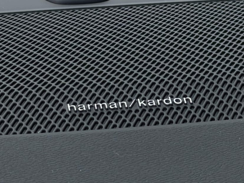 2026 Volvo V60 Cross Country - Image 14