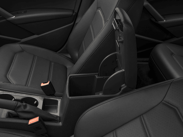 2017 Volkswagen Passat - Image 13