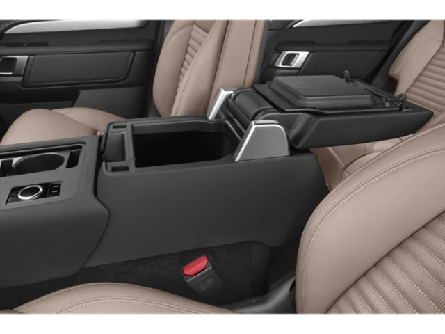 2026 Land Rover Discovery - Image 11