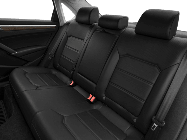 2017 Volkswagen Passat - Image 12
