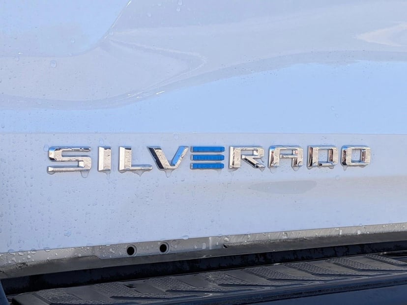 2026 Chevrolet Silverado EV - Image 17