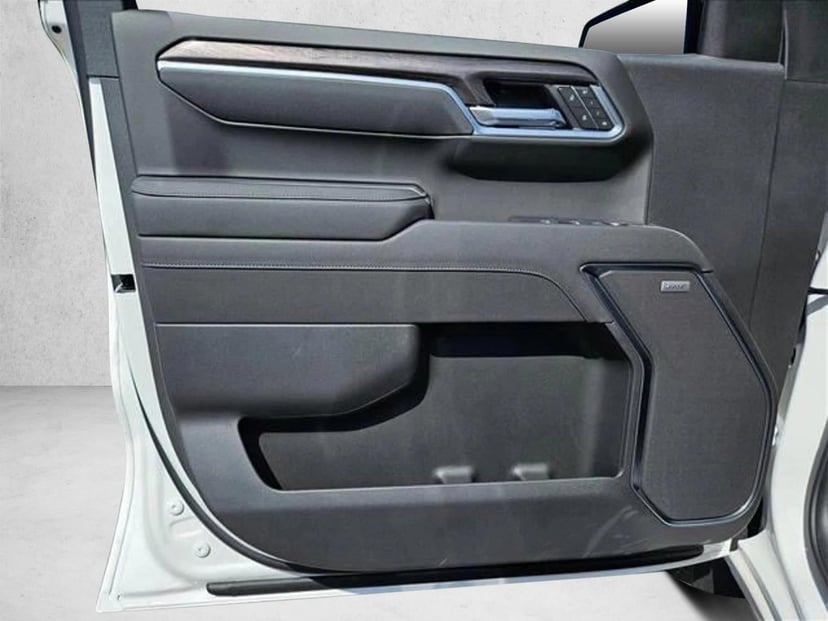 2025 Chevrolet Silverado 1500 - Image 11