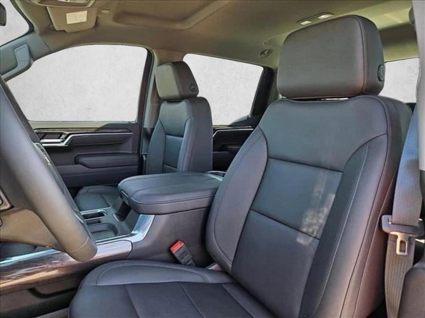 2025 Chevrolet Silverado 1500 - Image 12