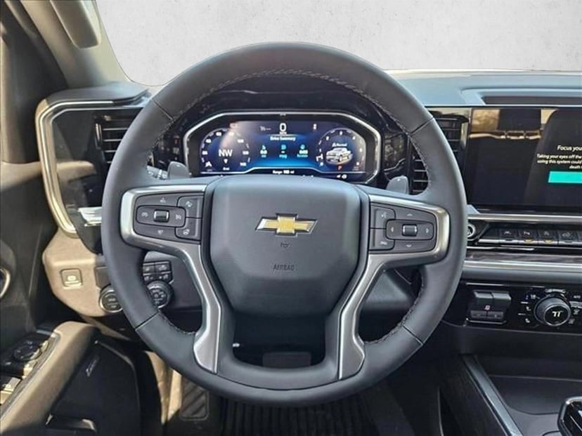 2025 Chevrolet Silverado 1500 - Image 18