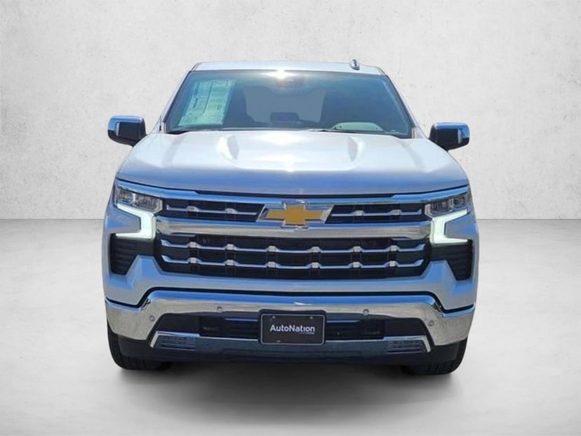 2025 Chevrolet Silverado 1500 - Image 3