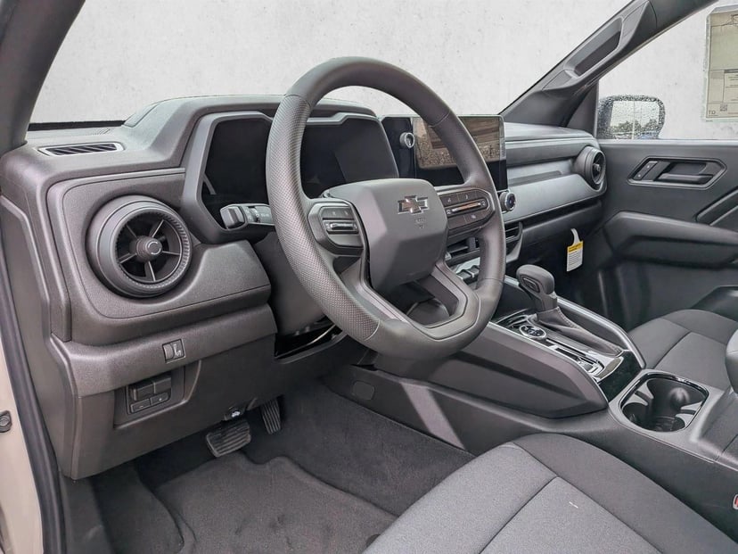 2026 Chevrolet Colorado - Image 6