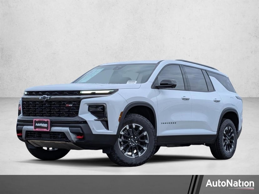 2026 Chevrolet Traverse - Image 2