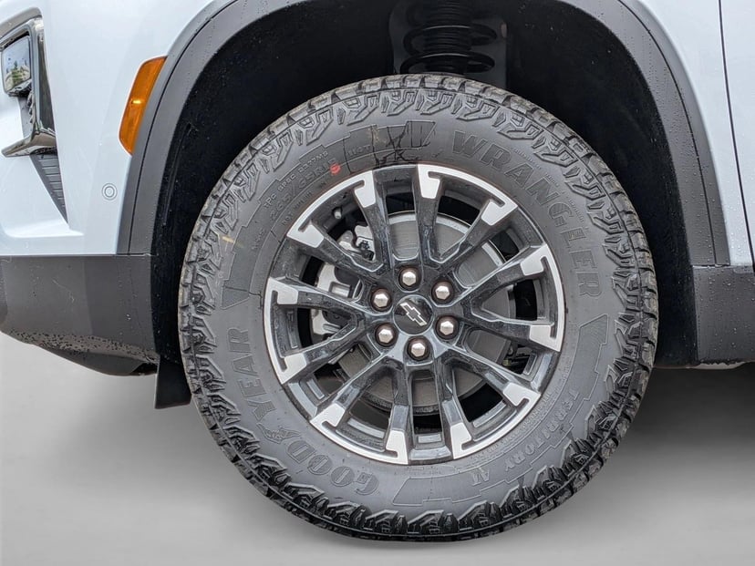 2026 Chevrolet Traverse - Image 18