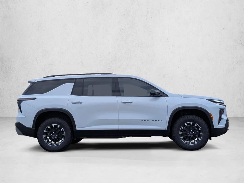 2026 Chevrolet Traverse - Image 4