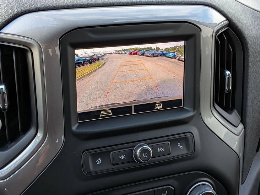 2026 Chevrolet Silverado 1500 - Image 8
