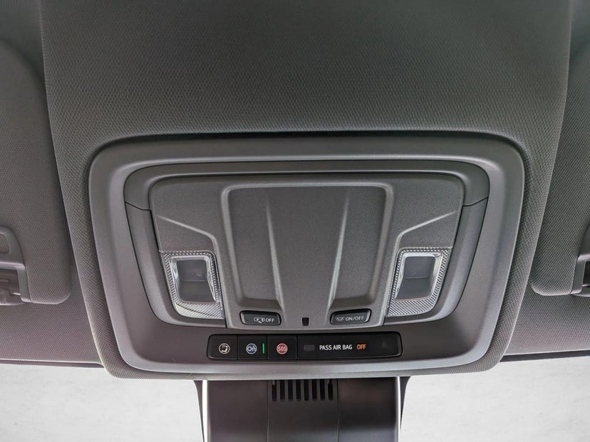 2026 Chevrolet Silverado 1500 - Image 12