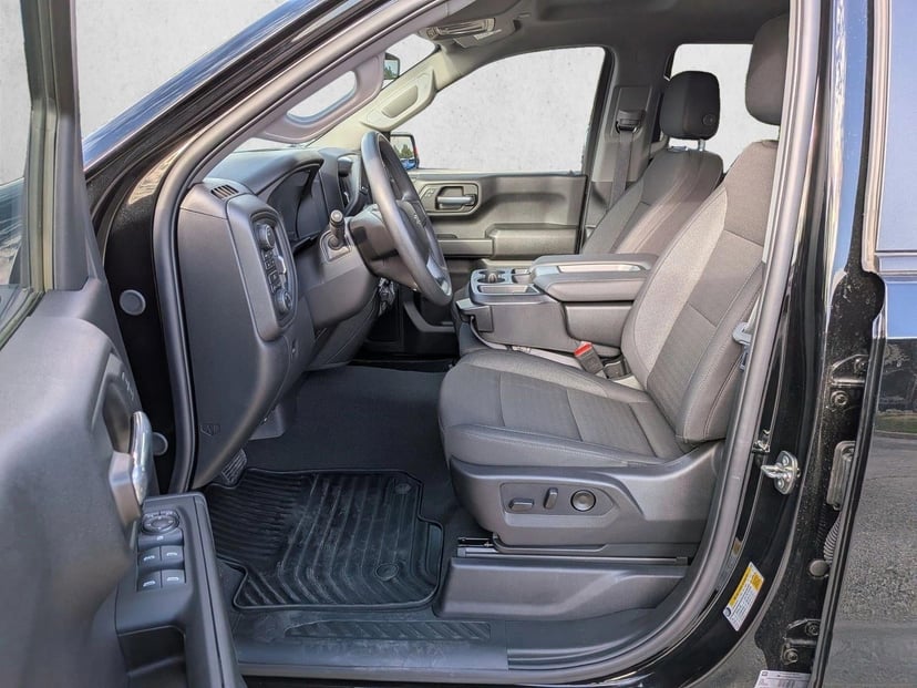 2026 Chevrolet Silverado 1500 - Image 13
