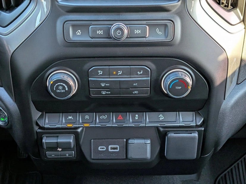 2026 Chevrolet Silverado 1500 - Image 10