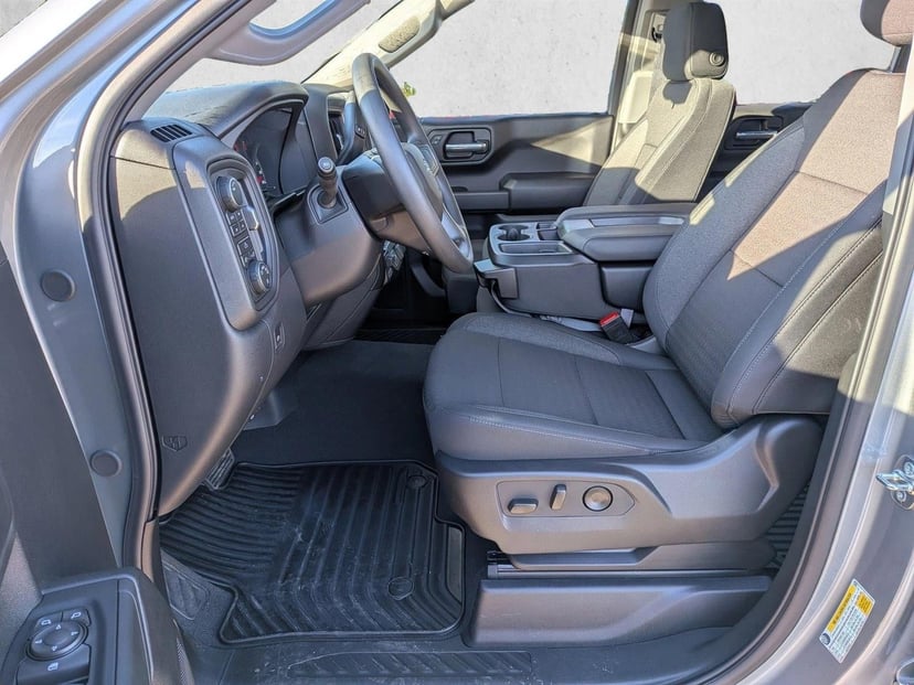 2026 Chevrolet Silverado 1500 - Image 12