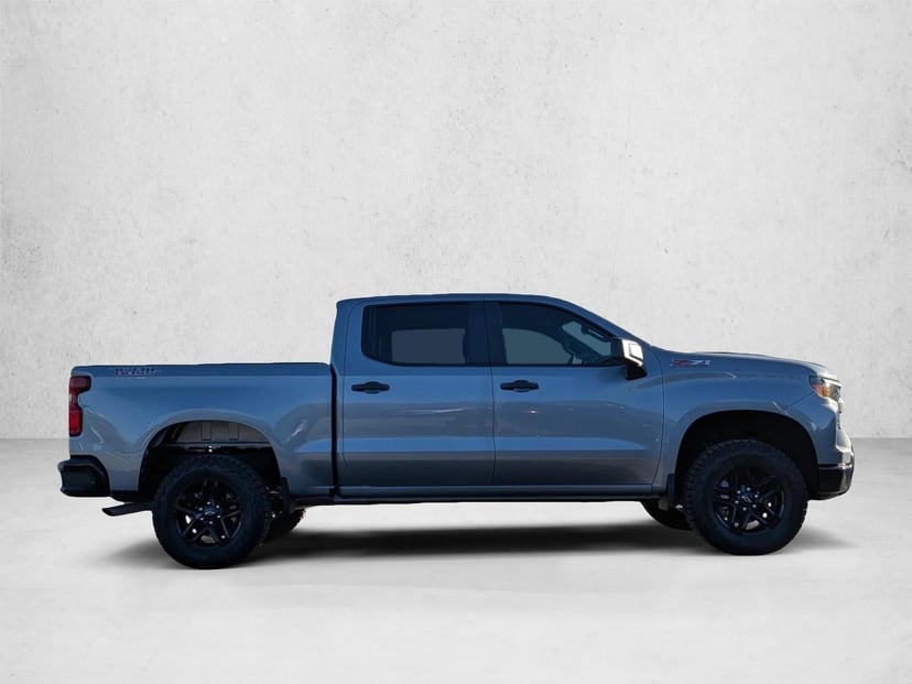 2026 Chevrolet Silverado 1500 - Image 3