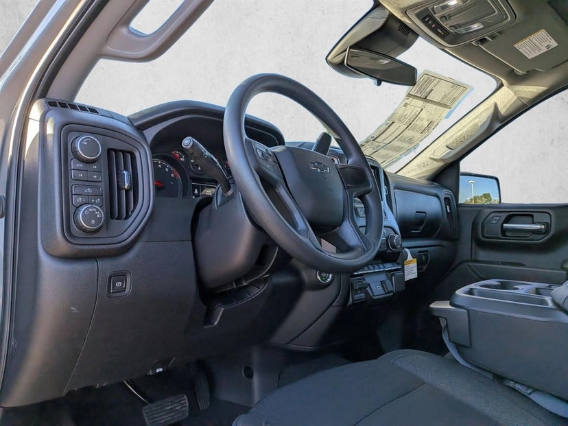 2026 Chevrolet Silverado 1500 - Image 6
