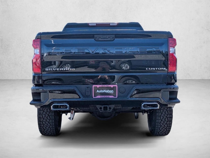 2026 Chevrolet Silverado 1500 - Image 6