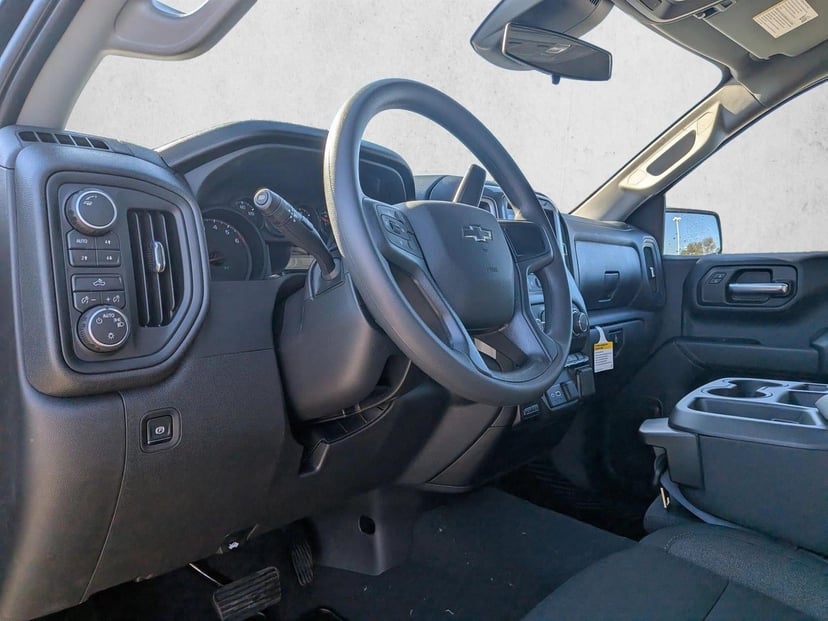 2026 Chevrolet Silverado 1500 - Image 8