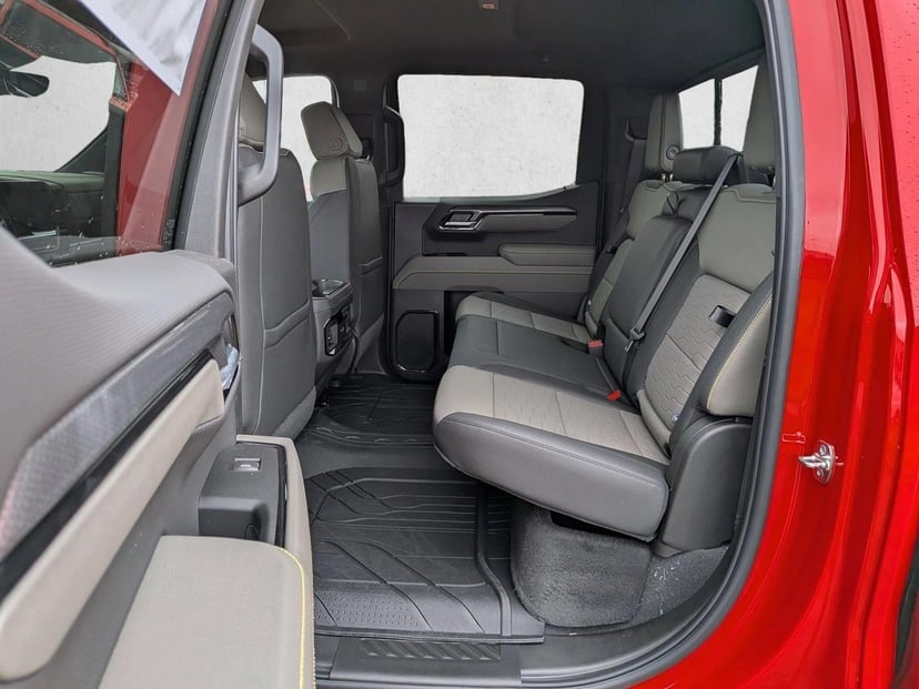 2026 Chevrolet Silverado 1500 - Image 11