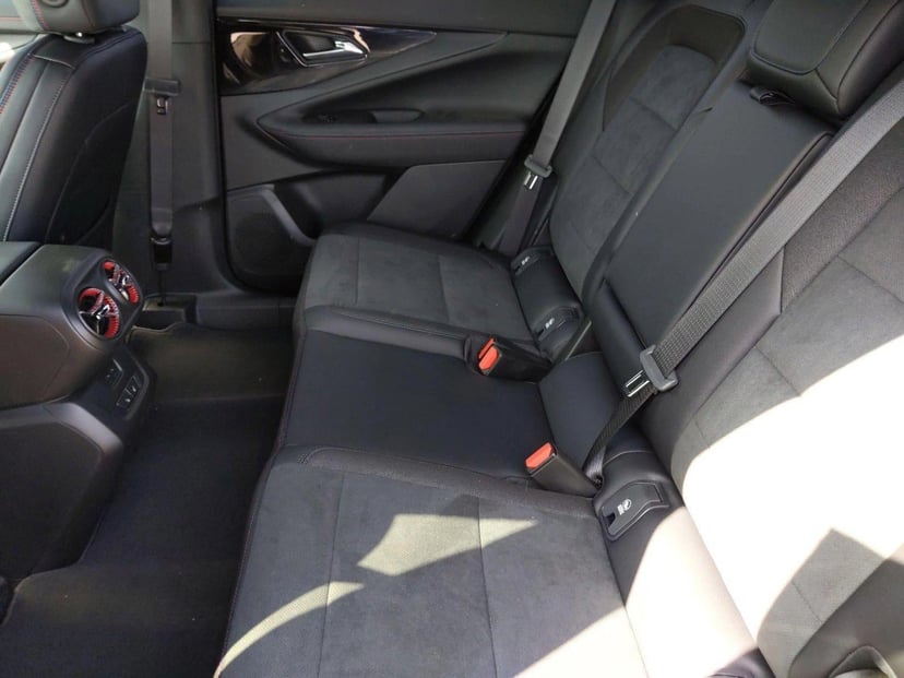 2025 Chevrolet Blazer EV - Image 20