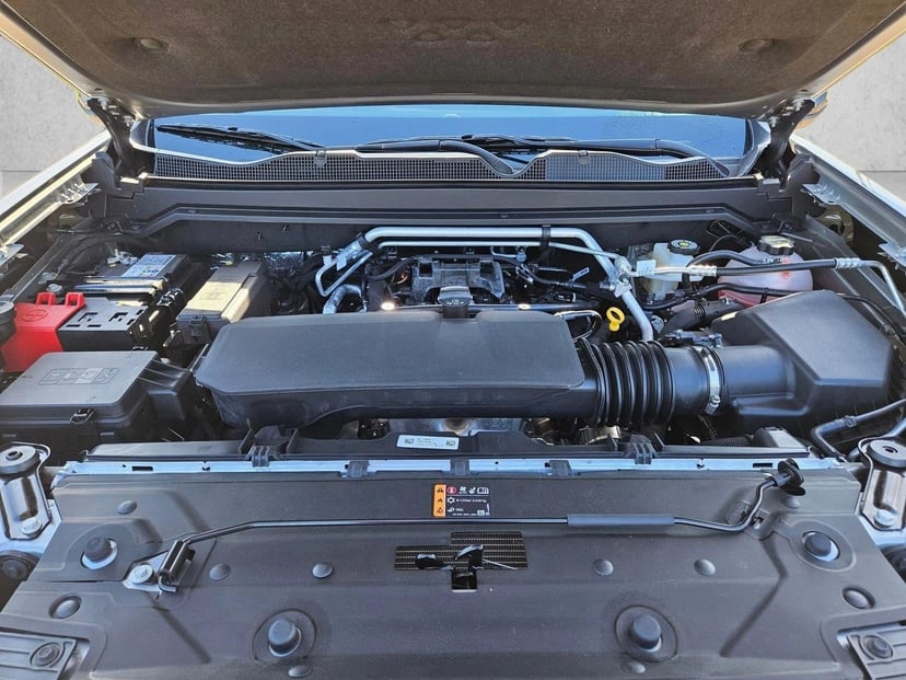 2026 Chevrolet Colorado - Image 17